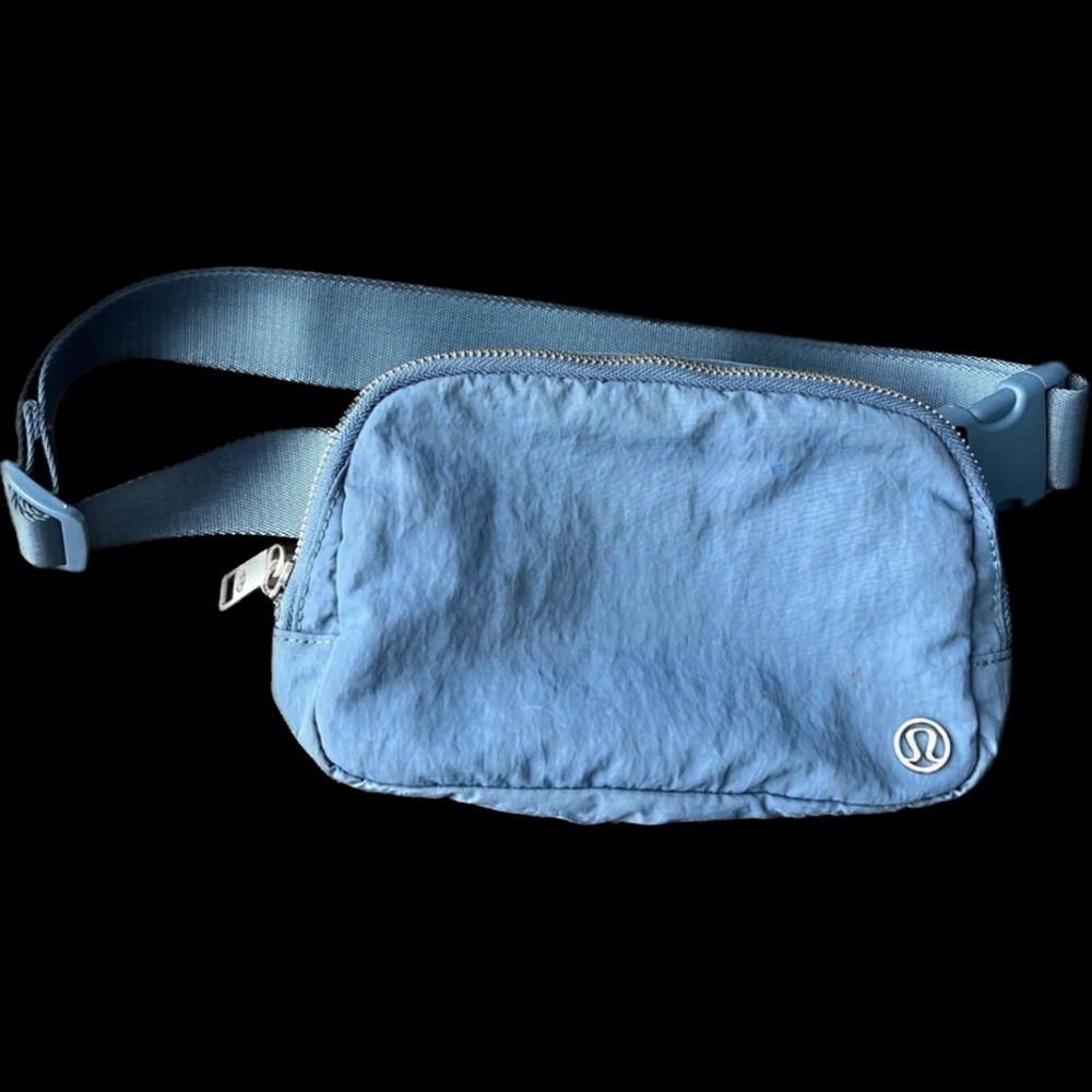 Lululemon Original OG Everywhere Belt Bag 1L